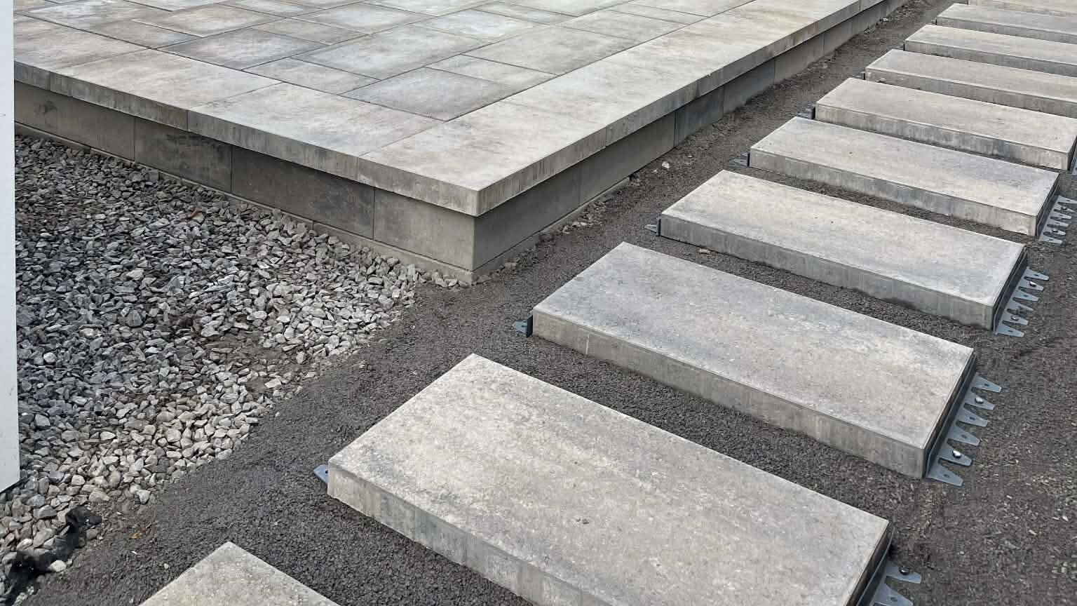 Pavé uni et aménagement paysager à Saint-Eustache